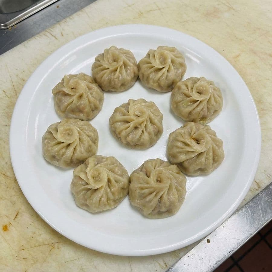 Shrimp Momo (8 pcs)