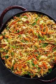 Classic Chicken Chow Mein