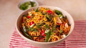 Szechuan Egg Chow Mein
