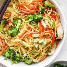 Szechuan Vegetable Chow Mein