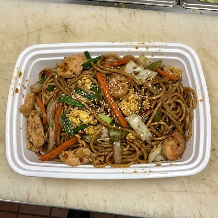 Szechuan Mixed Chow Mein