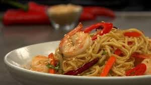Classic Prawn Chow Mein