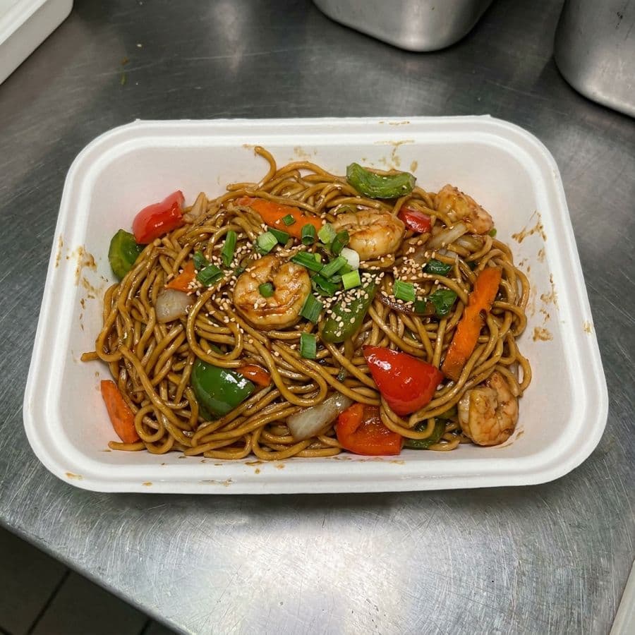 Szechuan Prawn Chow Mein